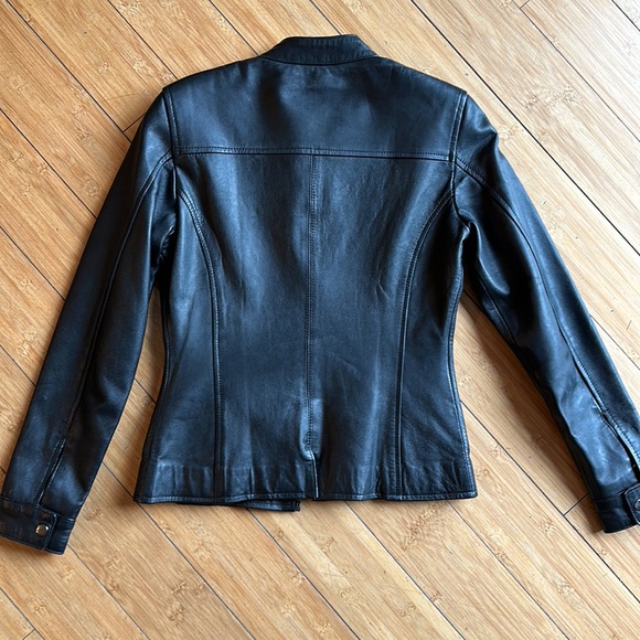 Real Leather Jacket - Picture 3 of 6